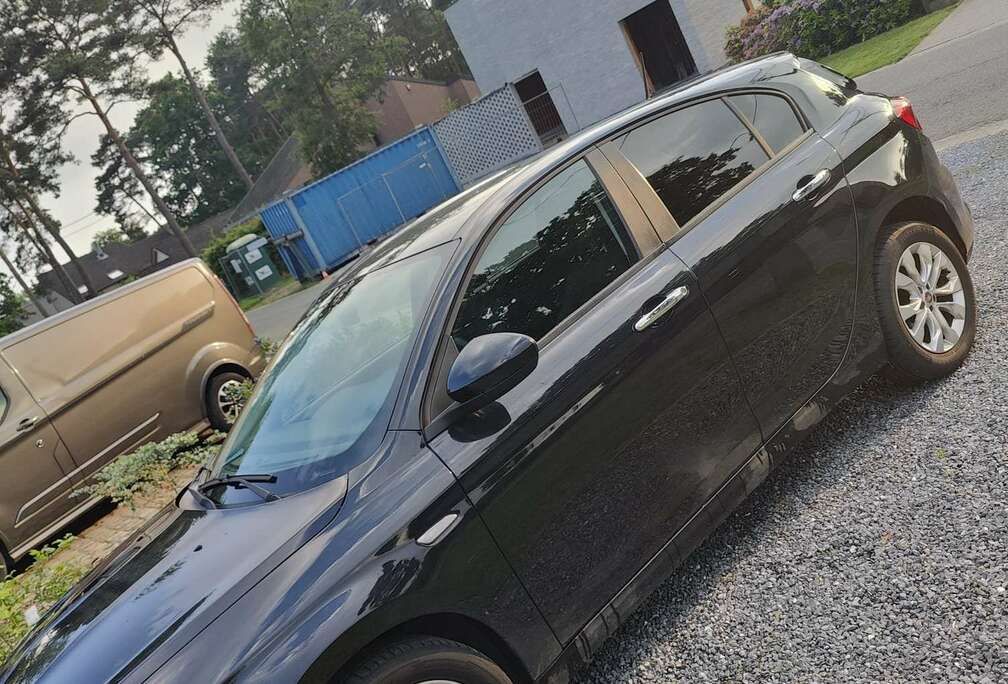 Fiat Tipo 1.4 T-Jet Easy