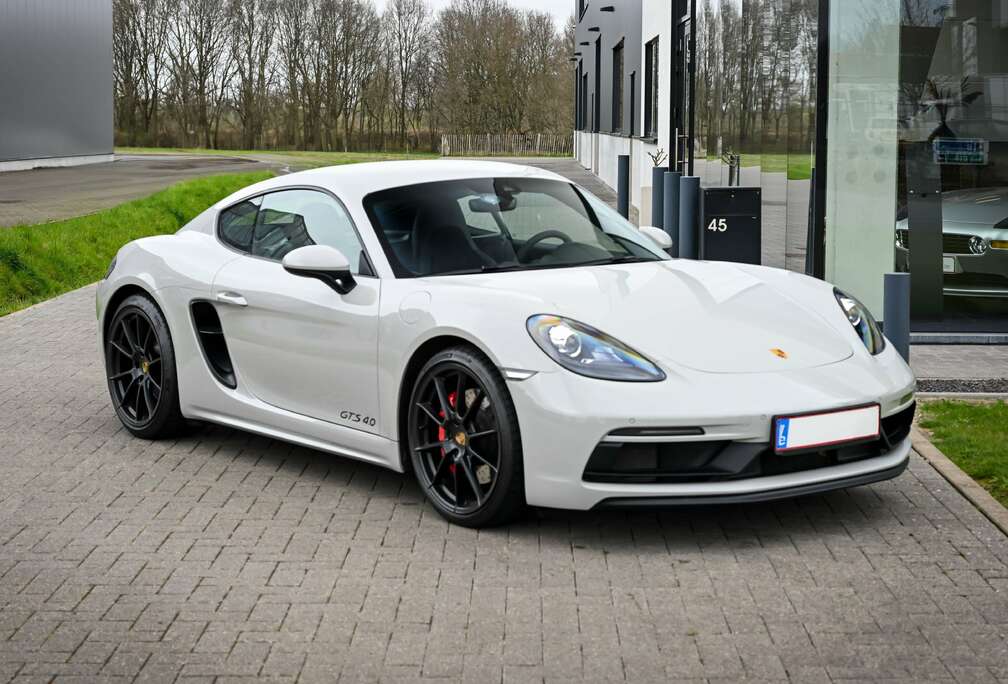 Porsche Cayman GTS 4.0 Manual