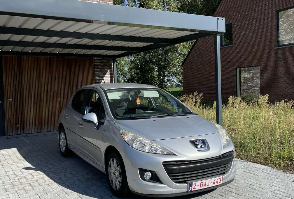 Peugeot 1.4 VTi 95ch Active