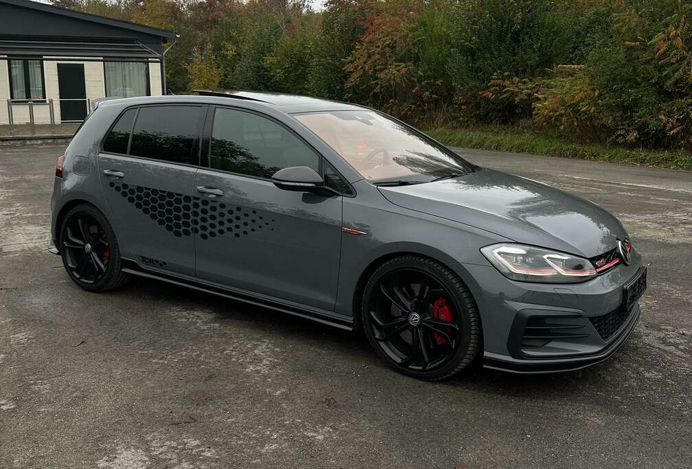 Volkswagen TCR - PANO - LEDER - DYNAUDIO