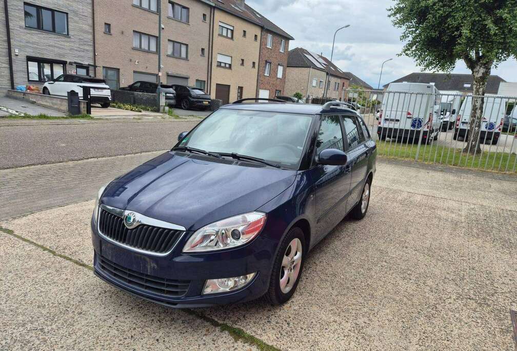 Skoda SW 1.2 TSI - Airco - Cruise Controle - Nieuwe distributieketting + Keuring - Garantie