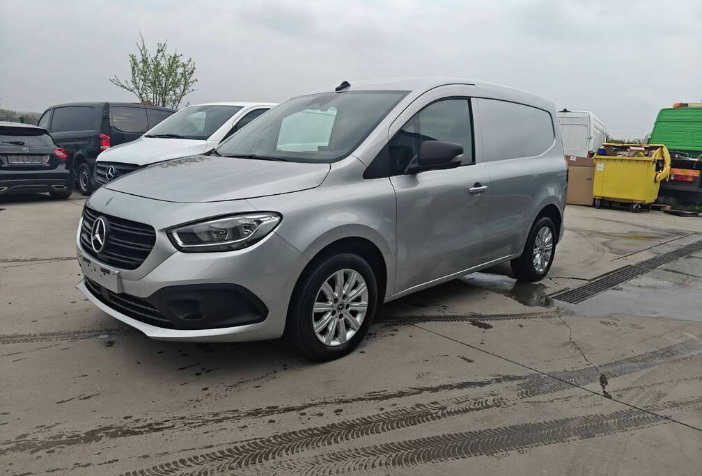 Mercedes-Benz 110 CDI
