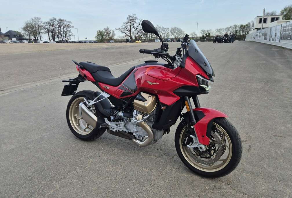 V100 Mandello