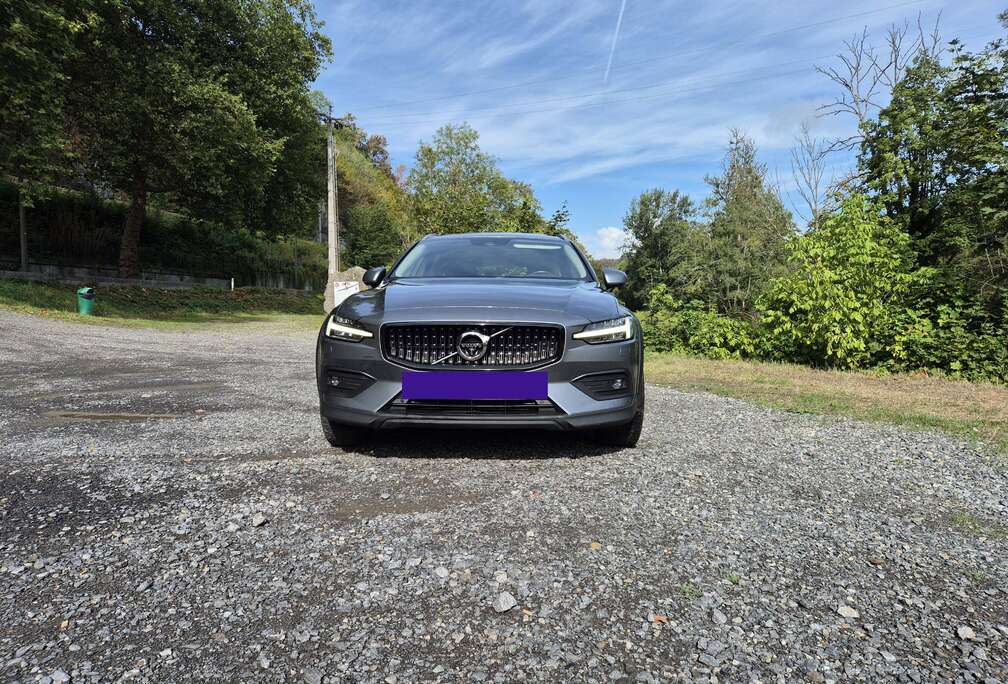 Volvo V60 Cross Country 2.0 B4 AWD Pro
