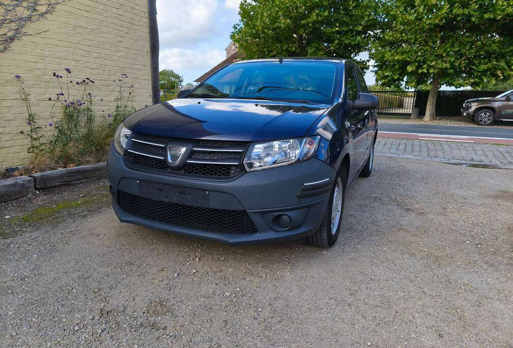 Dacia Logan 1.2i Ambiance, keuring