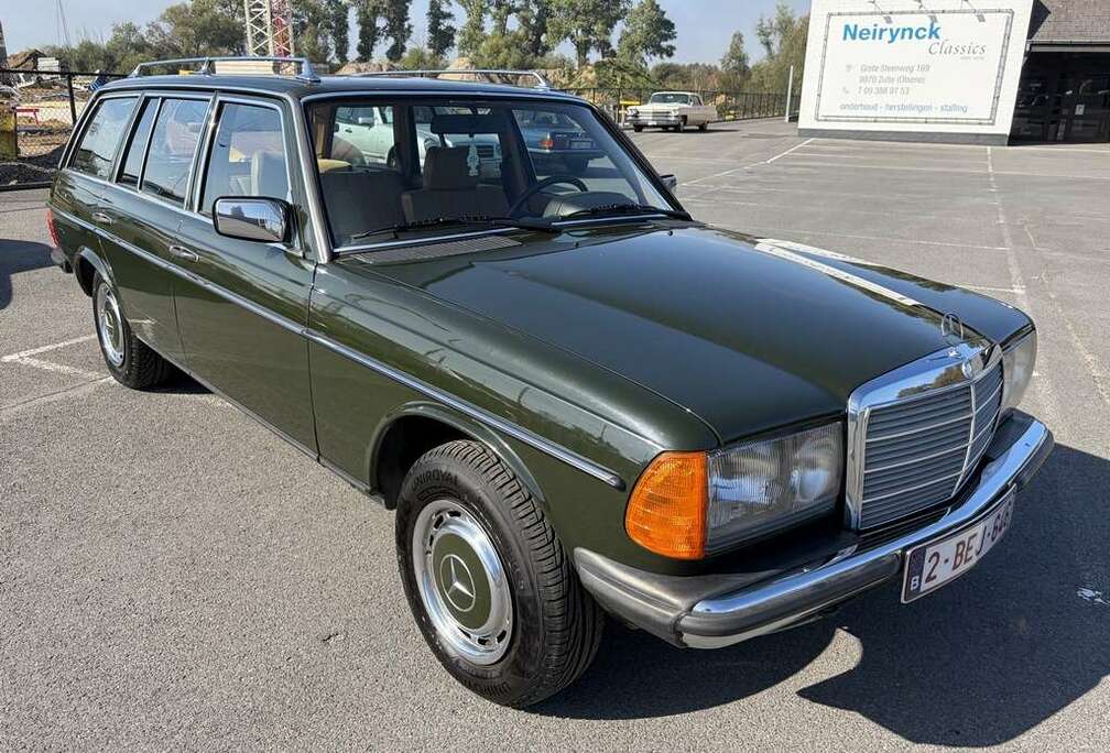 Mercedes-Benz Mercedes-Benz 240 TD Break (W123) – 1984 – 133.996 km – Oldtimer gekeurd