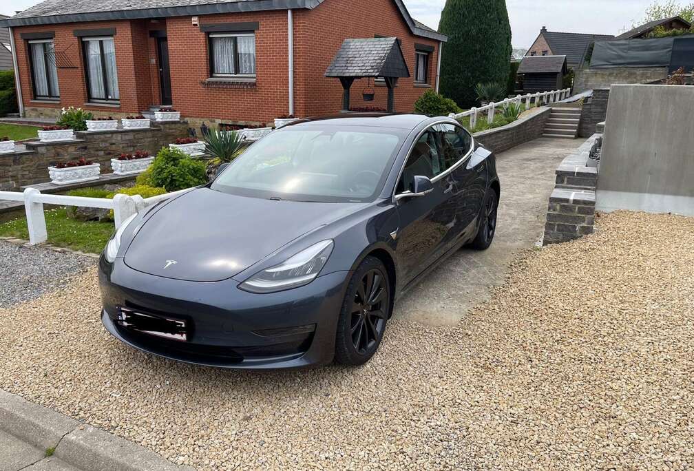 Tesla 75 kWh  Dual Motor