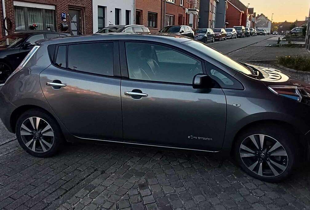 Nissan 30 kWh Tekna