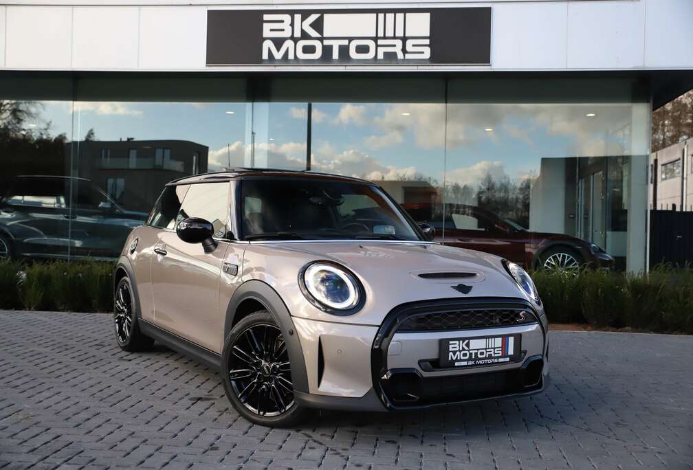 MINI 2.0AS DCT I 1st Owner I Pano I Leder I Nieuwstaat