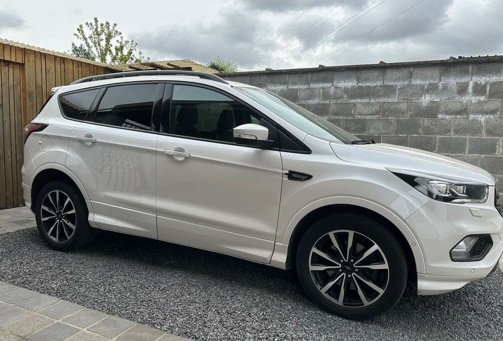 Ford 1.5 EcoBoost AWD ST Line Keyless Led Navi ACC Full Option