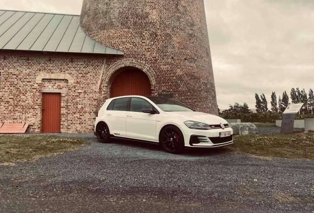 Volkswagen Golf GTI TCR 2.0 TSI OPF DSG