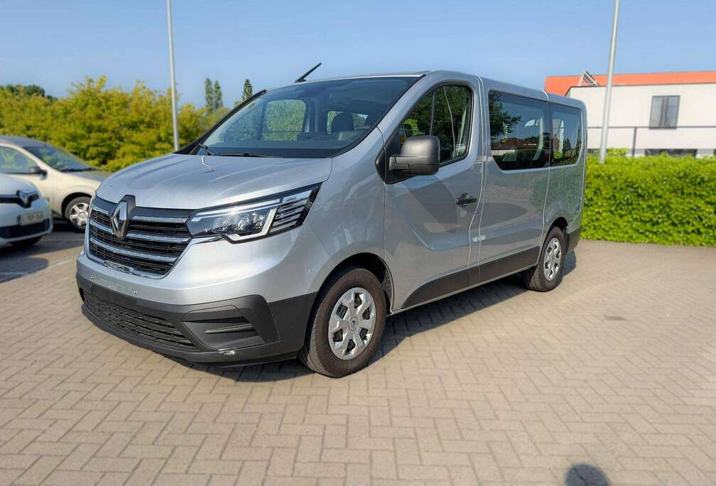 Renault Trafic Passenger L1 2.0 Blue dCi Zen