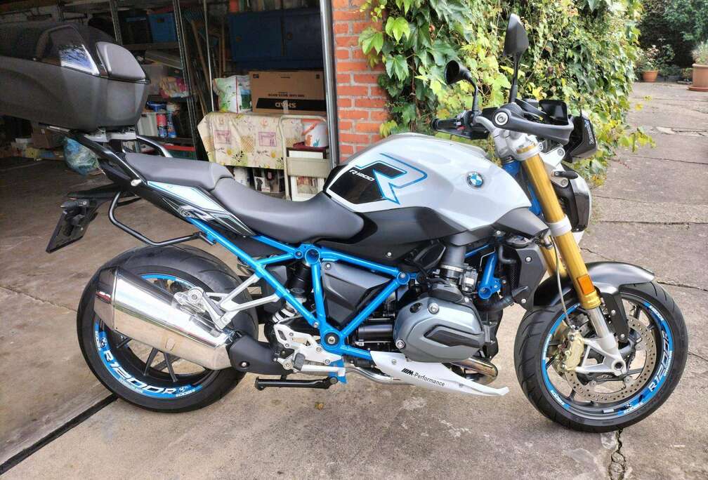 BMW