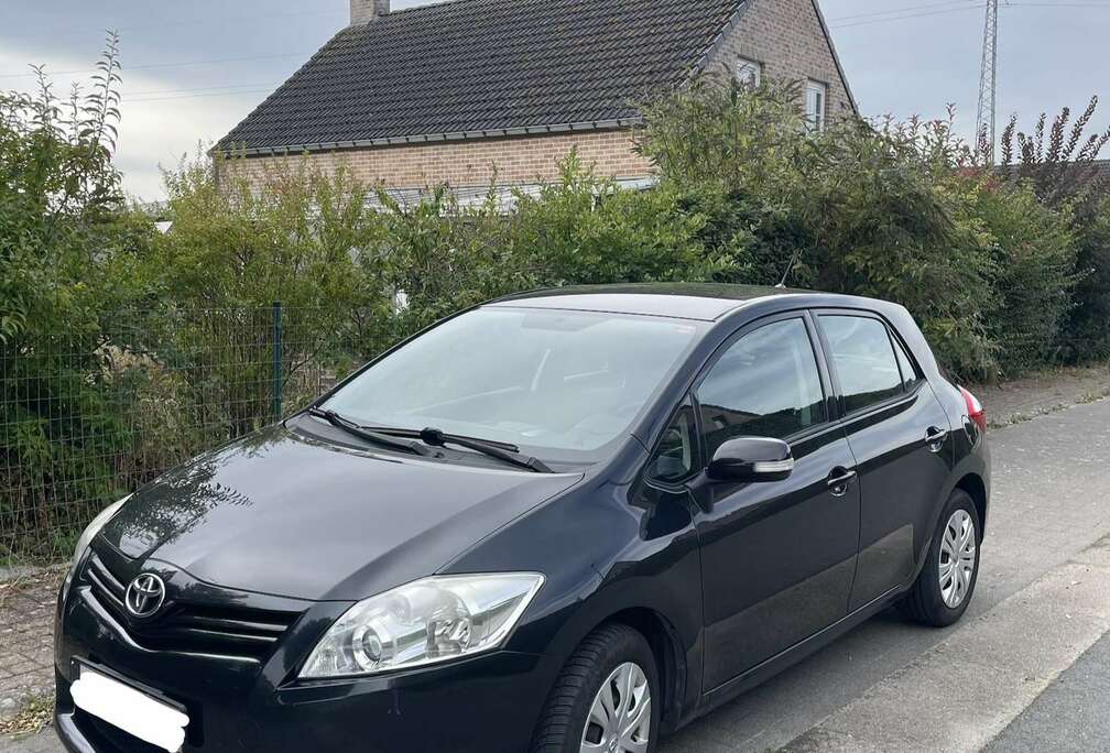 Toyota 1.6 VVT-i Sol AUTOMATIQUE