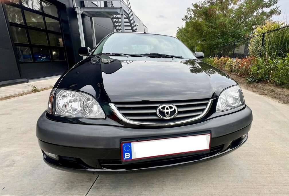 Toyota Avensis 2.0 D-4 Executive
