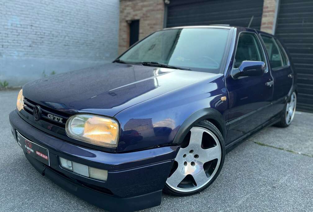 Volkswagen 2.0i GTi / TOIT OUVRANT / UTILITAIRE / CARPASS