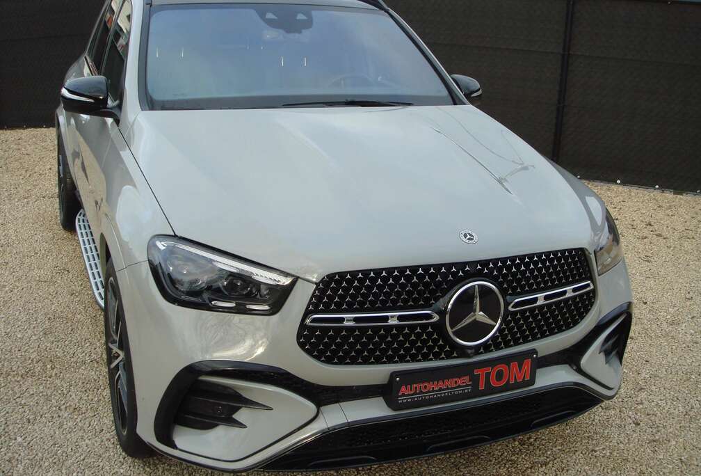 Mercedes-Benz E* AMG LINE * PANODAK * BURMESTER * 22\' ALU * FULL