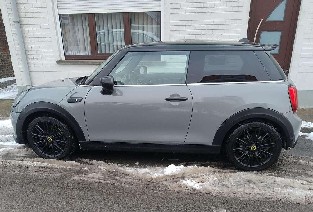 Austin COOPER SE 3 portes classic trim sièges cuir