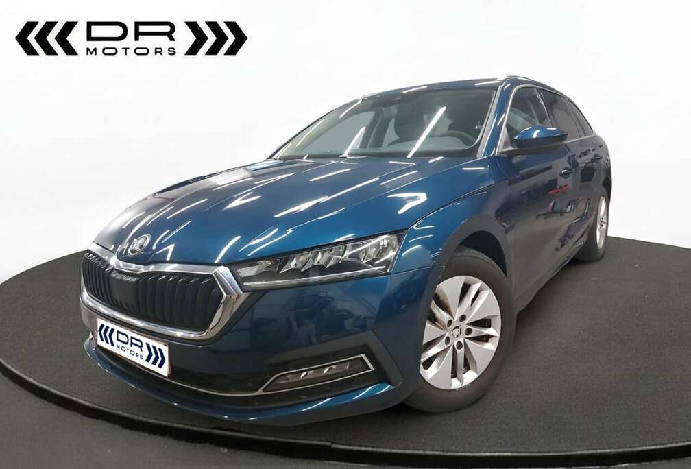 Skoda COMBI - 1.0 TSI - CAMERA - CARPLAY