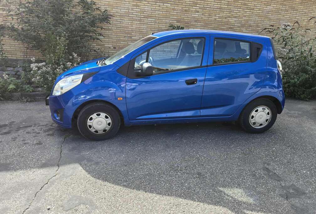 Chevrolet Spark 1.0i