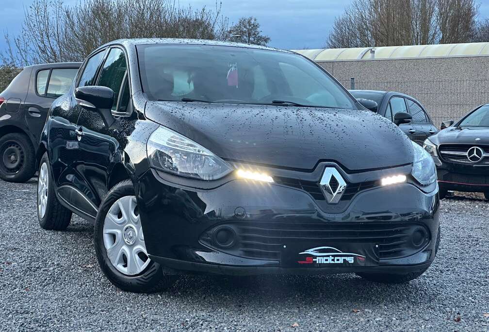 Renault  EURO 6b  GPS  BLUETOOTH  USB