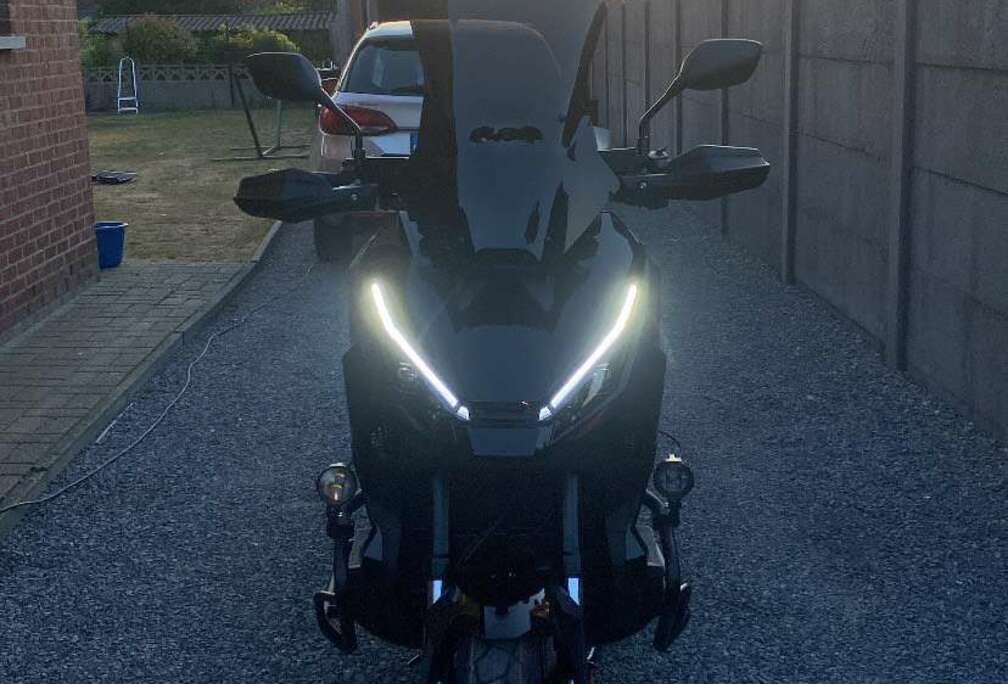 Honda 2026 HONDA XADV 750 BRABUS EDITION AKRAPOVIC FULL