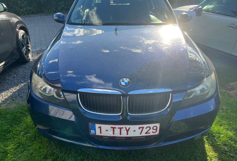 BMW 318i