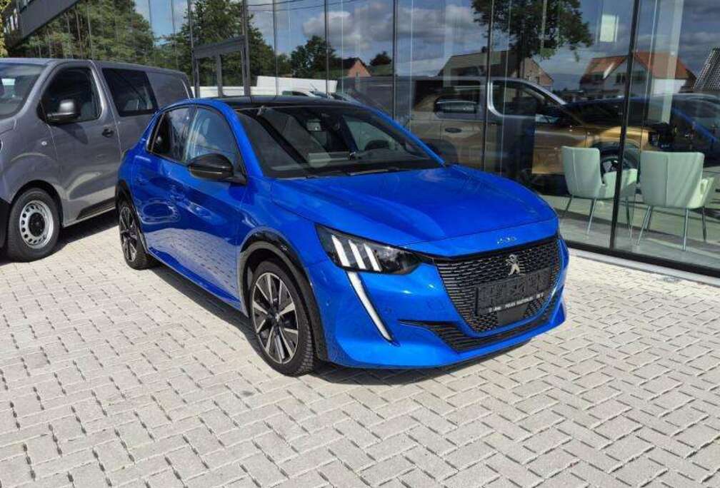 Peugeot PANO/CAMERA/NAVI/VOL LEDER/TREKHAAK GT PANO 130 PK