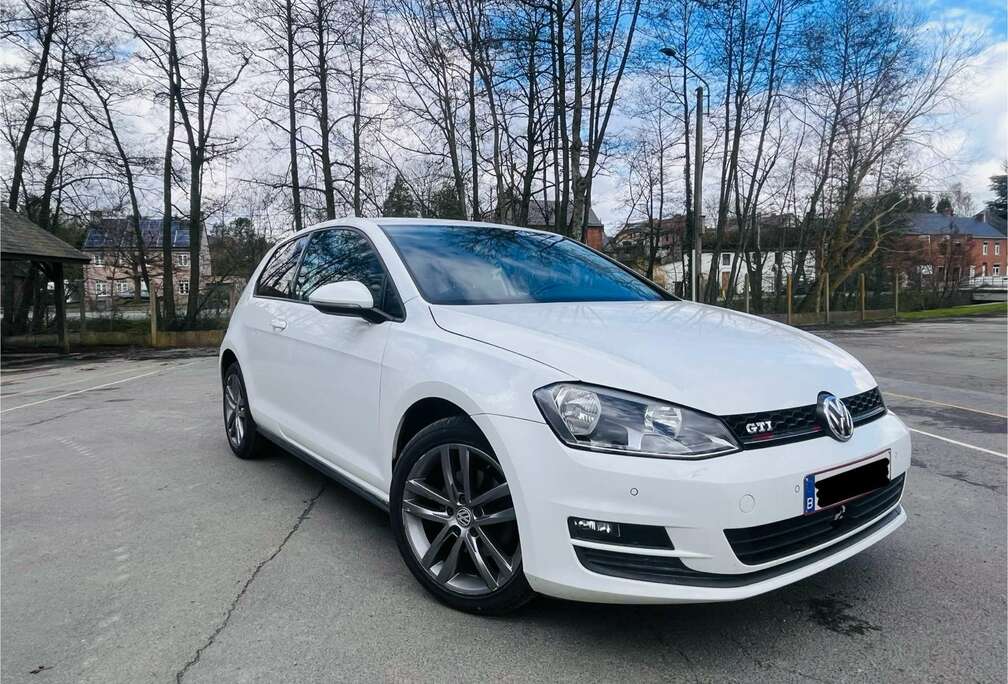 Volkswagen 1.6 CR TDi Highline