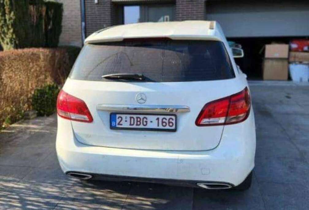 Mercedes-Benz B 220 d 4Matic 7G-DCT Edition B