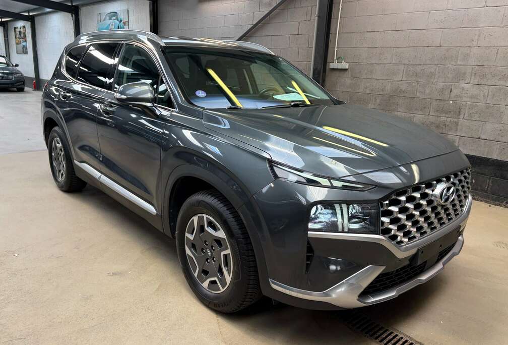 Hyundai Santa Fe PHEV 1.6 T-GDi 4WD
