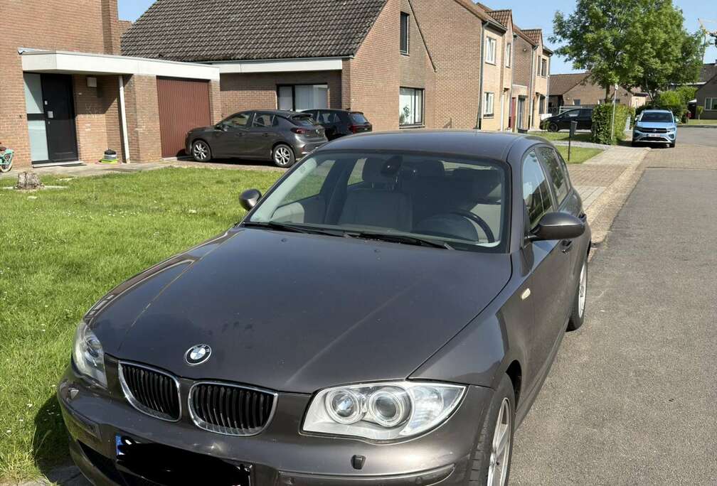 BMW 120i Aut.