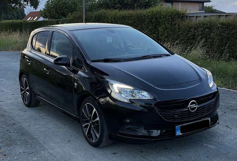 Opel Opel Corsa 1.2i Black Edition - OPC LINE - GEKEURD