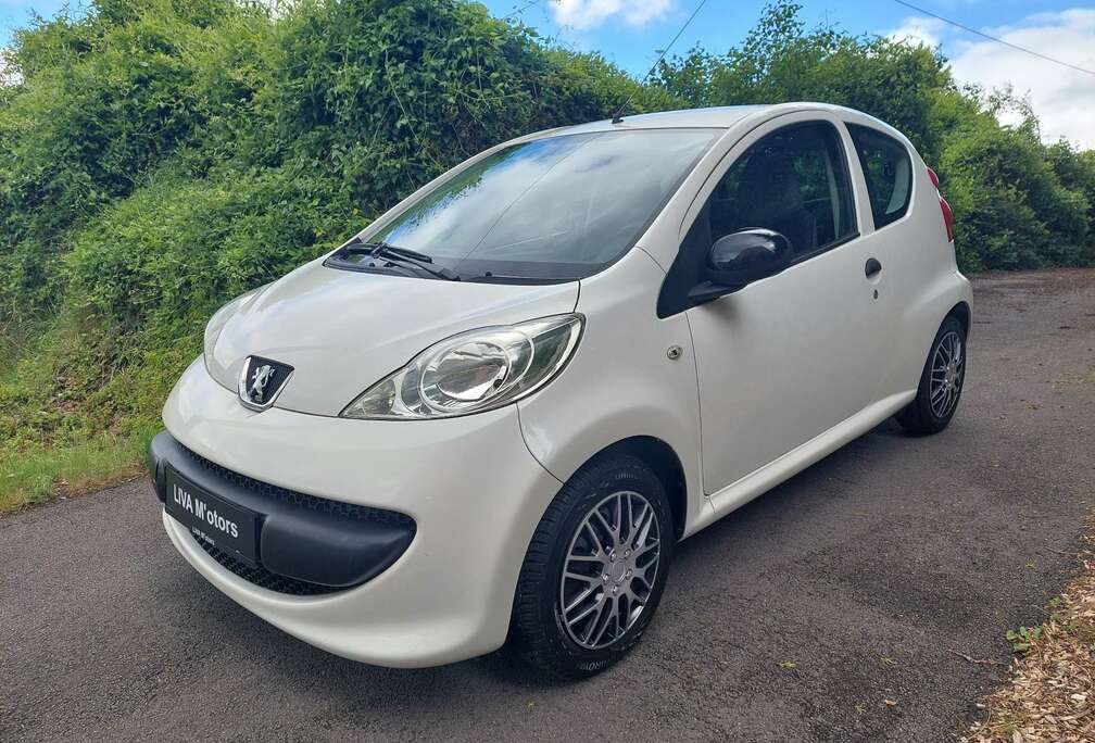 Peugeot 107 1.0i 12v  * PRETE A IMMATRICULER *