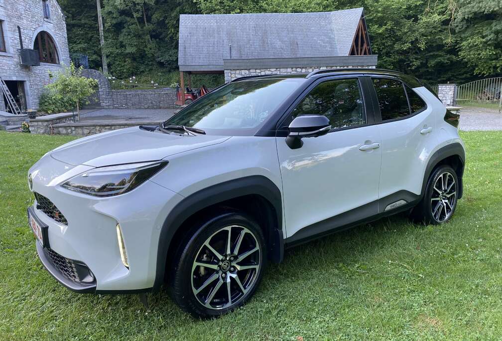 Toyota Hybrid 1.5i VVT-i E-CVT GR Sport