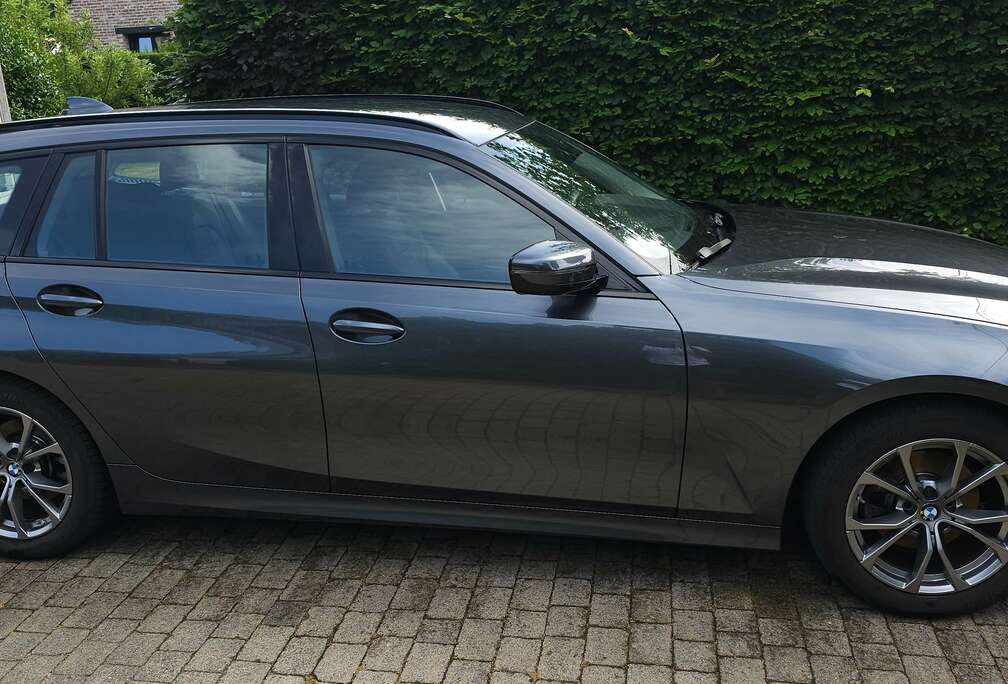 BMW 320i Touring Aut. Sport Line