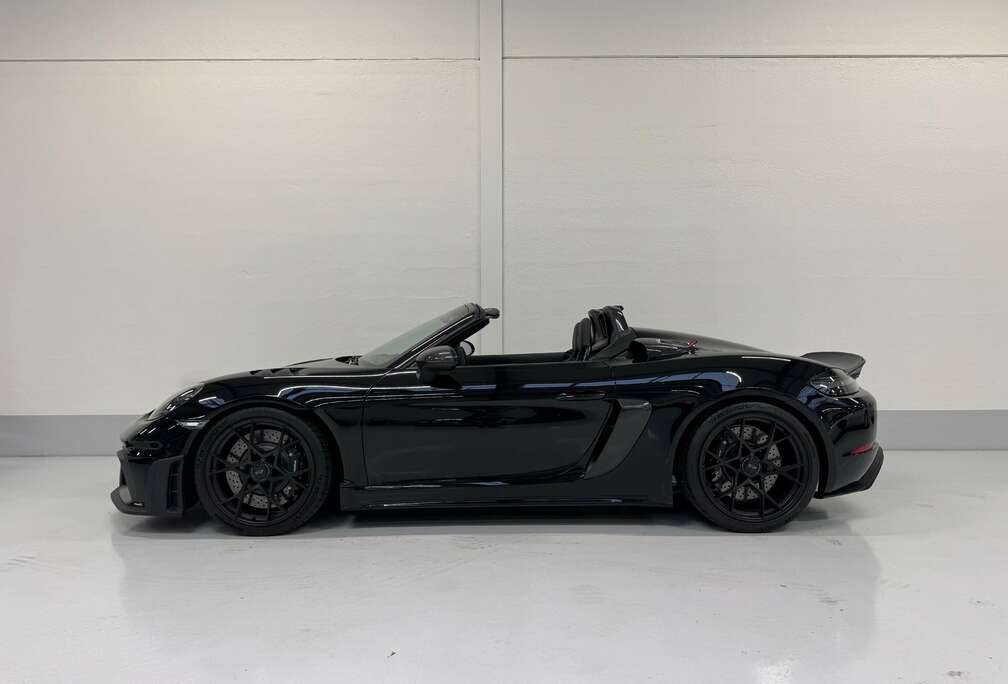 Porsche RS Weissach *VAT* lift