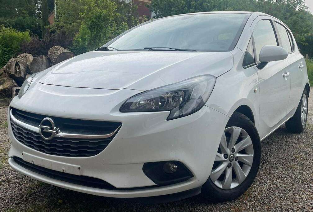 Opel 1.2i+Cosmo immatriculé car pass  CT