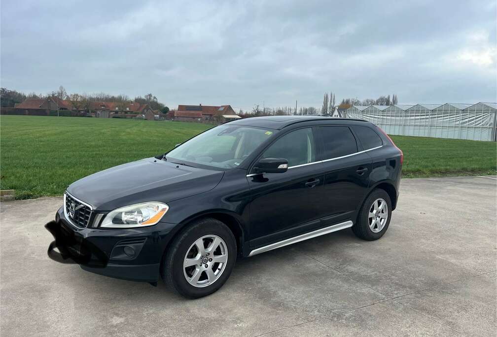 Volvo 2.4D AWD Kinetic