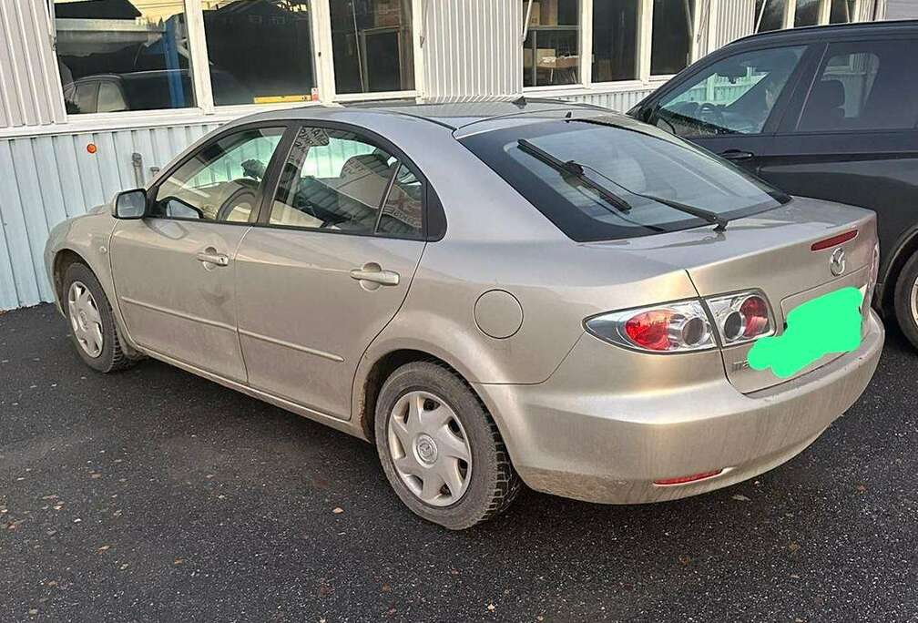 Mazda 1.8i 16v Si