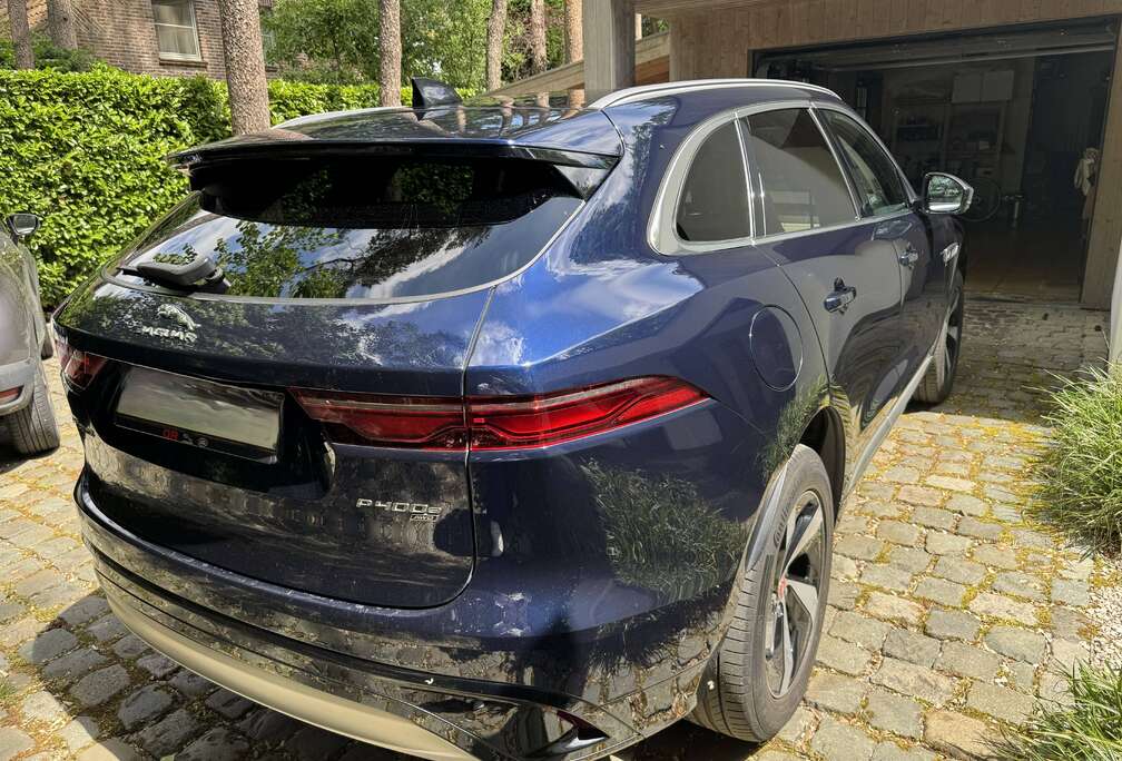 Jaguar F-Pace PHEV 2.0 T AWD P400e R-Dynamic S R-Dynamic S