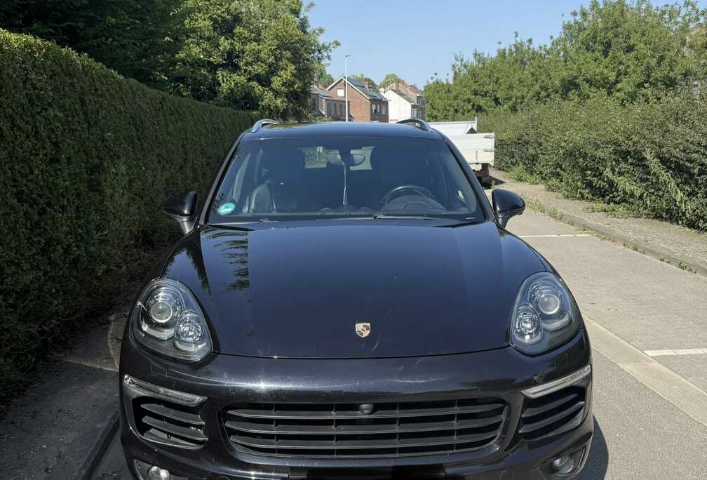 Porsche 3.0 TD V6 Tiptronic S