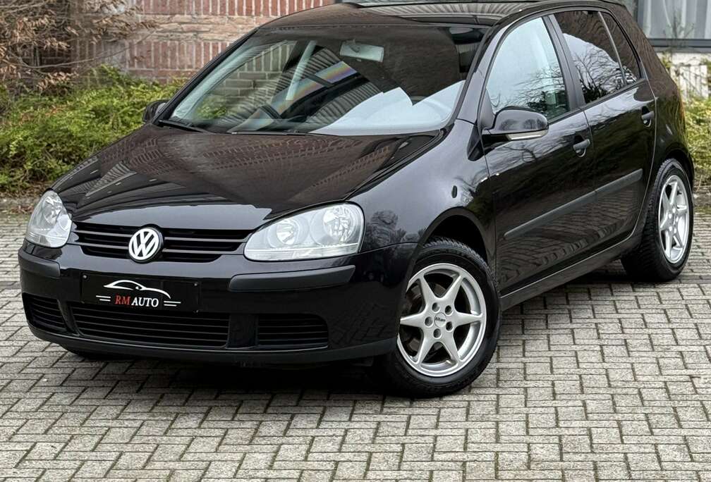 Volkswagen Volkswagen Golf 5 1.4 Essence Airco CarPlay