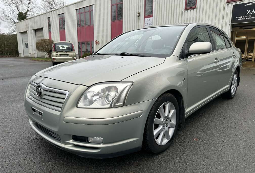 Toyota Avensis 1.8i VVT-i 16v Linea Terra
