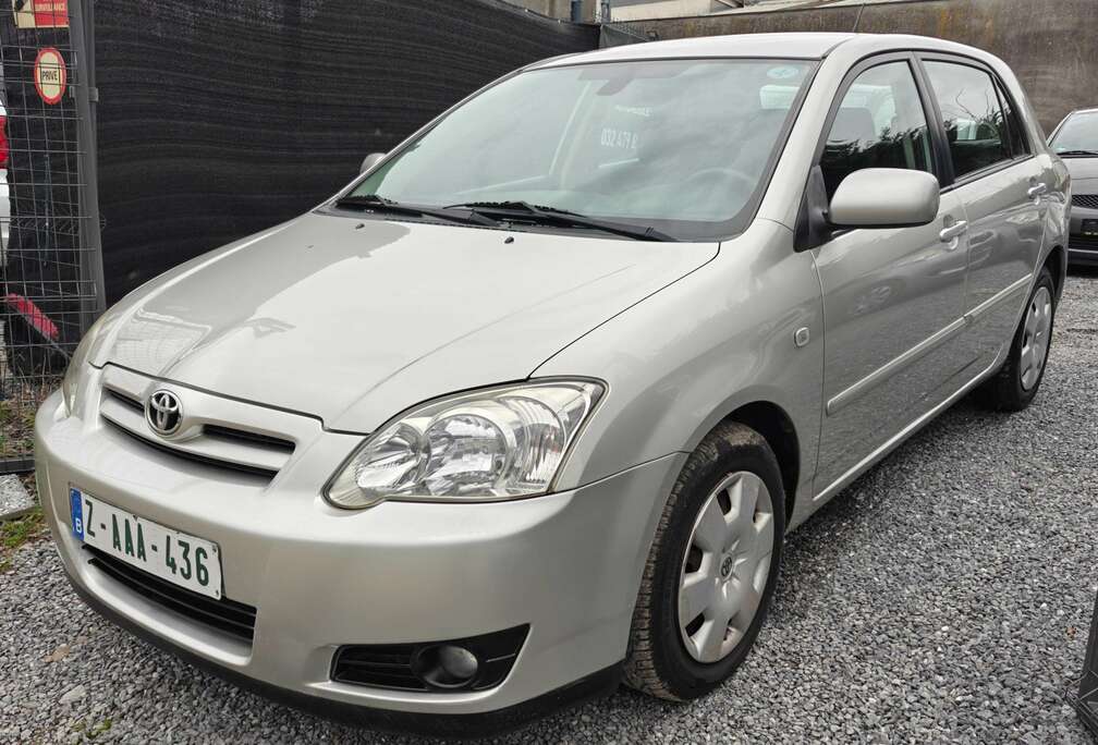 Toyota 1.6i VVT-i climatisation digital