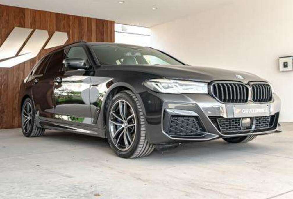 BMW e touring, M pack, pano, stuurwielver, head up