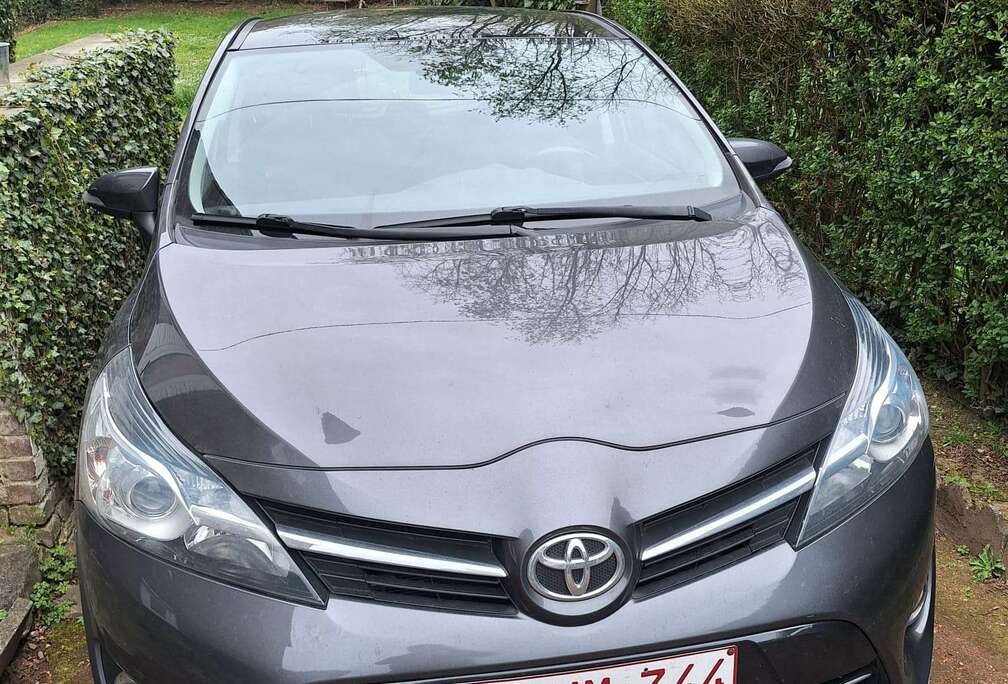 Toyota 132 VVT-i 5pl SkyView