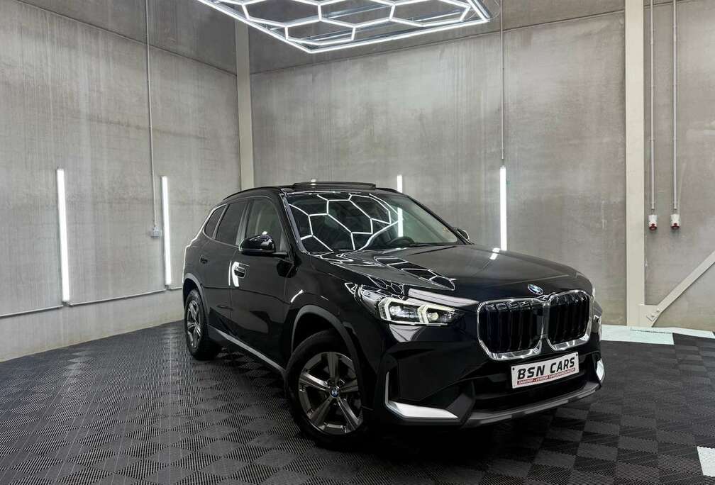 BMW PANO/SFEER/LEER/TREKHAAK/1EIGENAAR/GARANTIE