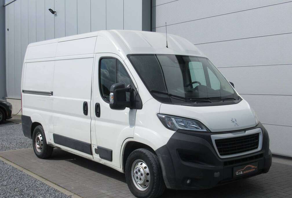 Peugeot 2.2 BlueHDi L2H2 /€4.950 netto / Navi / Airco / Camera / ...