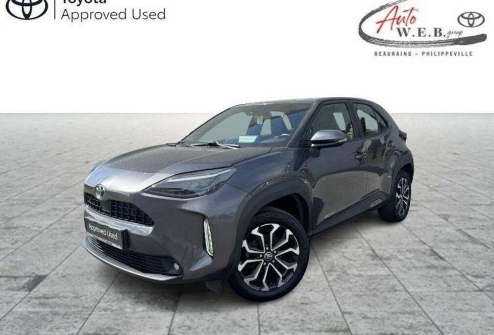 Toyota 1.5 HEV 2WD CVT Dynamic Plus + Confort Pack
